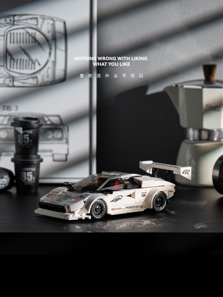 PB8845 进化康纳跑车